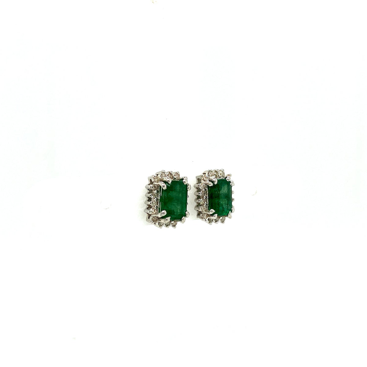 Emerald Sterling Silver Jewellery Set