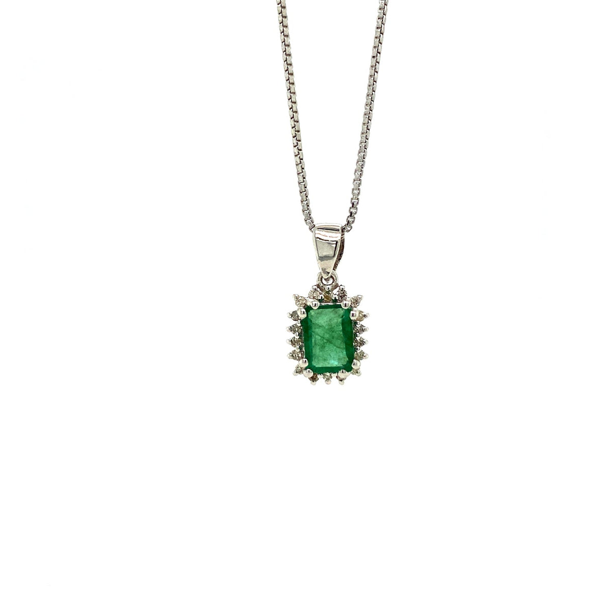Emerald Sterling Silver Jewellery Set